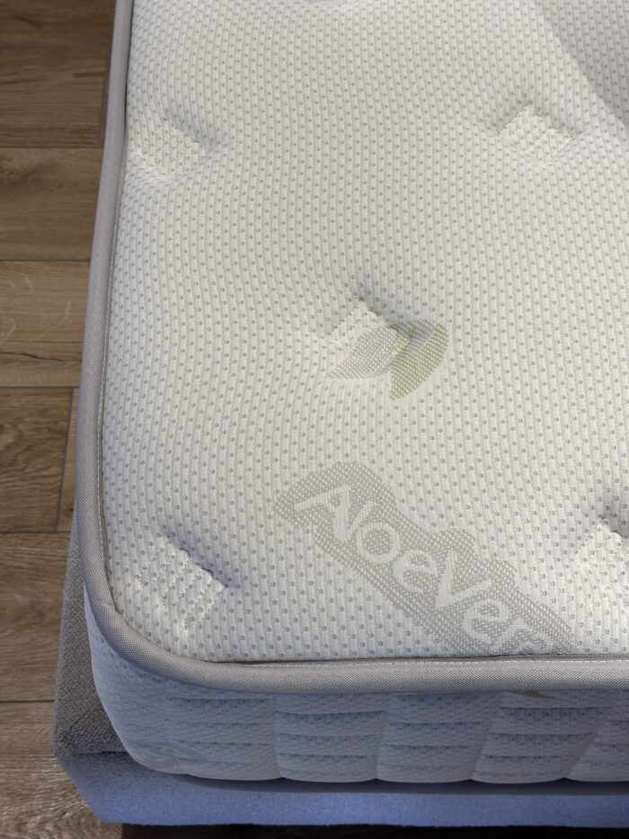 ALOE VERA MADRAC 200*200  CHIKU